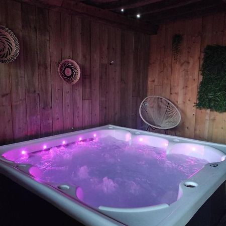 Gite & Spa La Perle Verte Hotel Versainville Ngoại thất bức ảnh