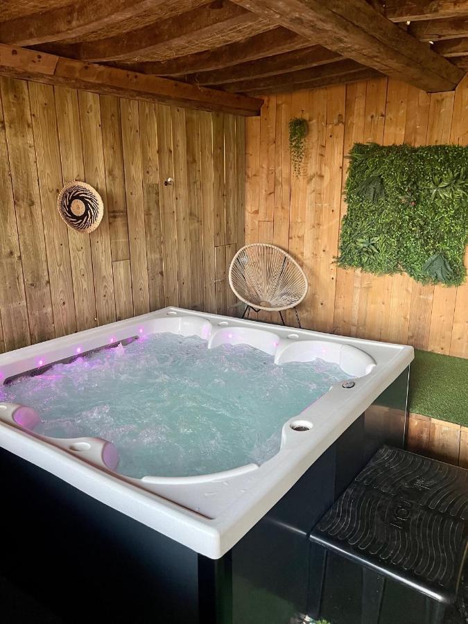 Gite & Spa La Perle Verte Hotel Versainville Ngoại thất bức ảnh